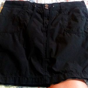 Cargo material black skirt